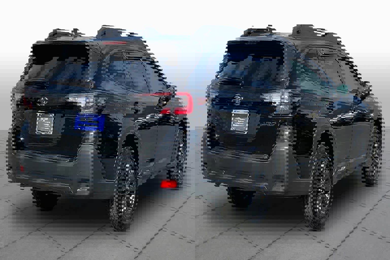 Used 2023 Subaru Outback Onyx Edition image 3