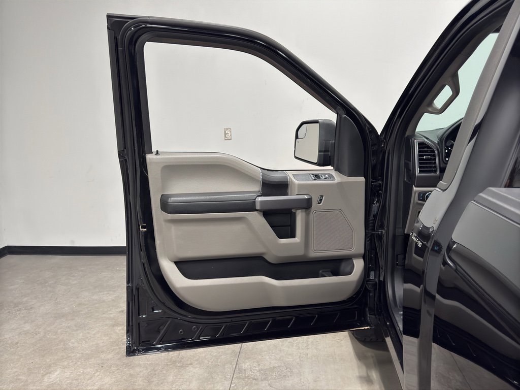 Certified 2019 Ford F150 XLT w/ Equipment Group 301A Mid image 10