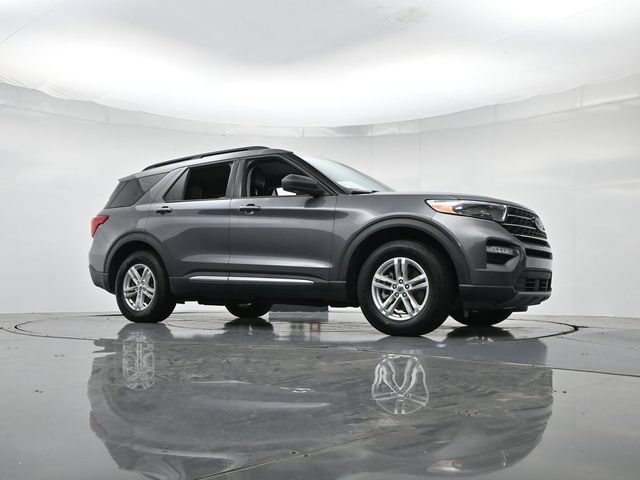 Certified 2021 Ford Explorer XLT w/ Equipment Group 202A AWD/4WD image 36