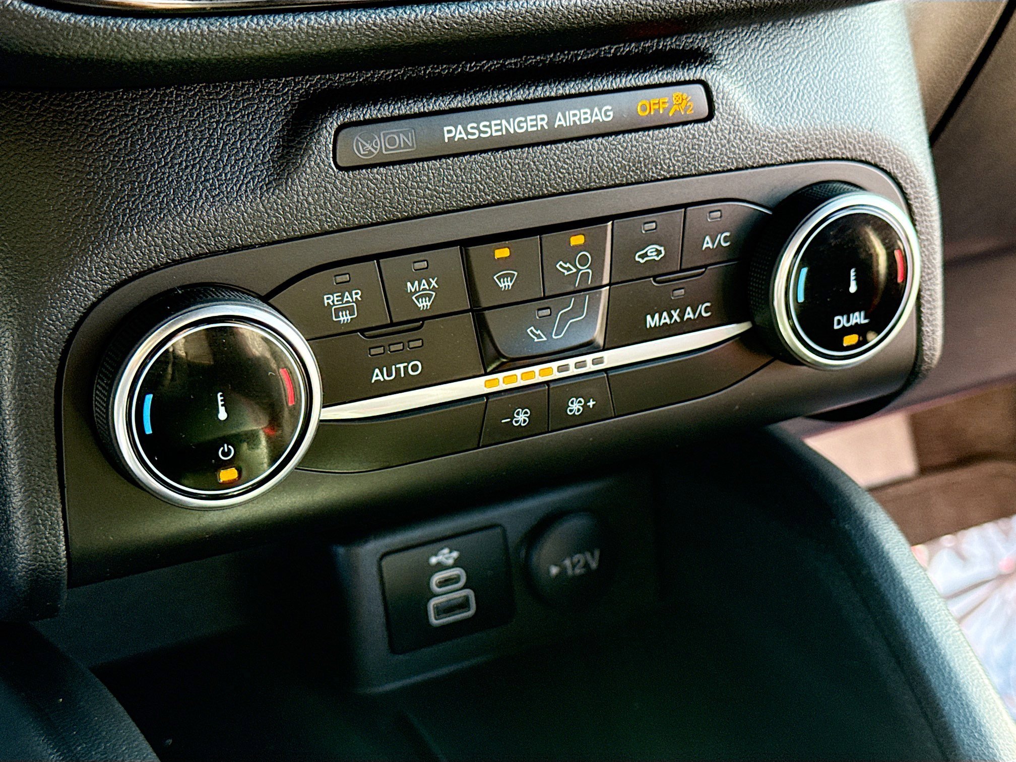 Certified 2025 Ford Escape ST-Line image 11