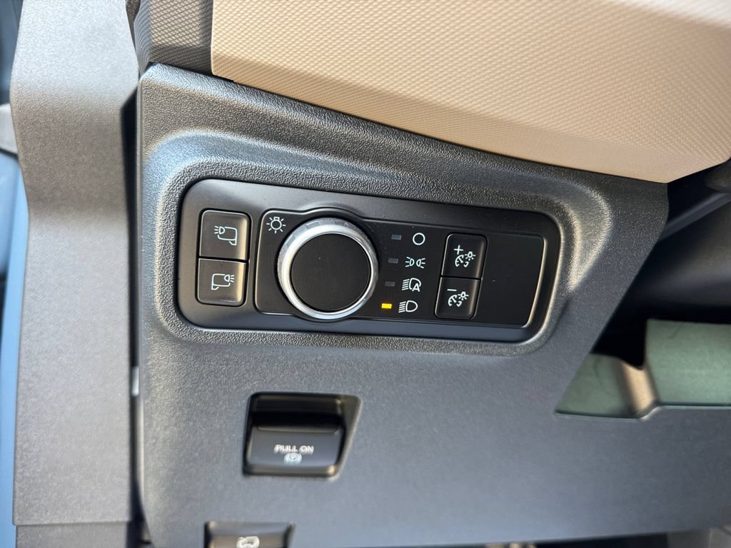 Certified 2024 Ford Bronco Wildtrak AWD/4WD image 31