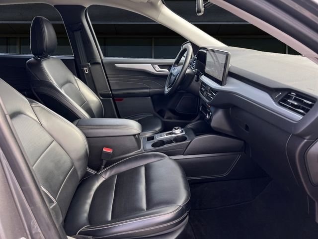 Certified 2024 Ford Escape Platinum AWD/4WD image 15