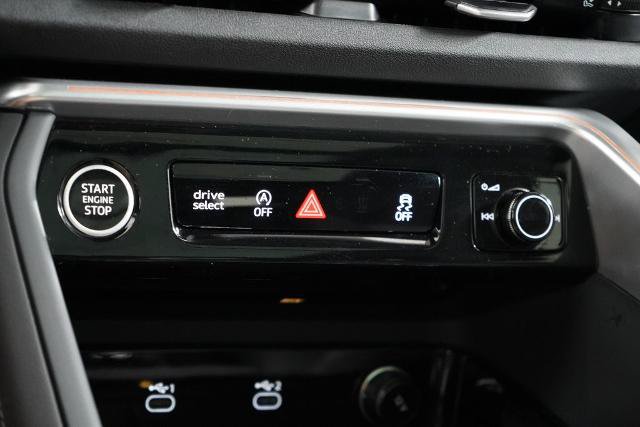 Used 2025 Audi Q5 Premium w/ Convenience Package AWD/4WD image 22