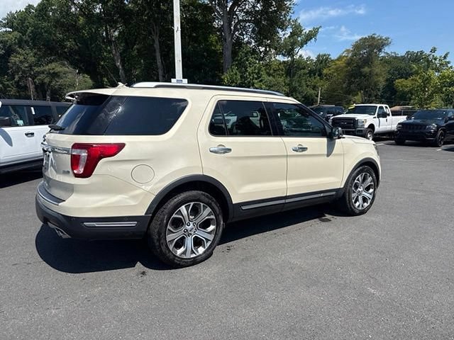 Certified 2018 Ford Explorer Platinum AWD/4WD image 7