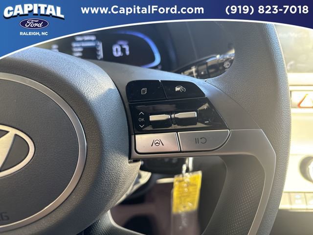 Used 2024 Hyundai Elantra SE image 22