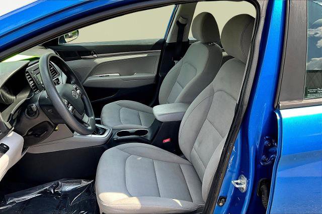 Used 2017 Hyundai Elantra SE image 21