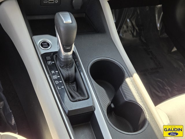 Used 2025 Nissan Altima 2.5 SV FWD image 24