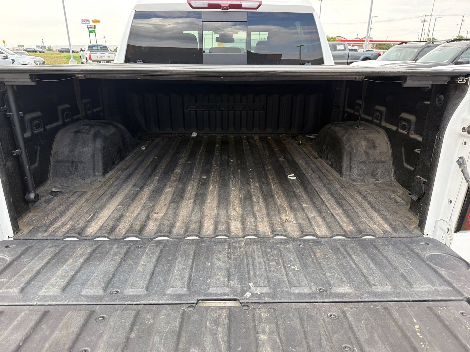 Used 2023 GMC Sierra 1500 Denali RWD image 12