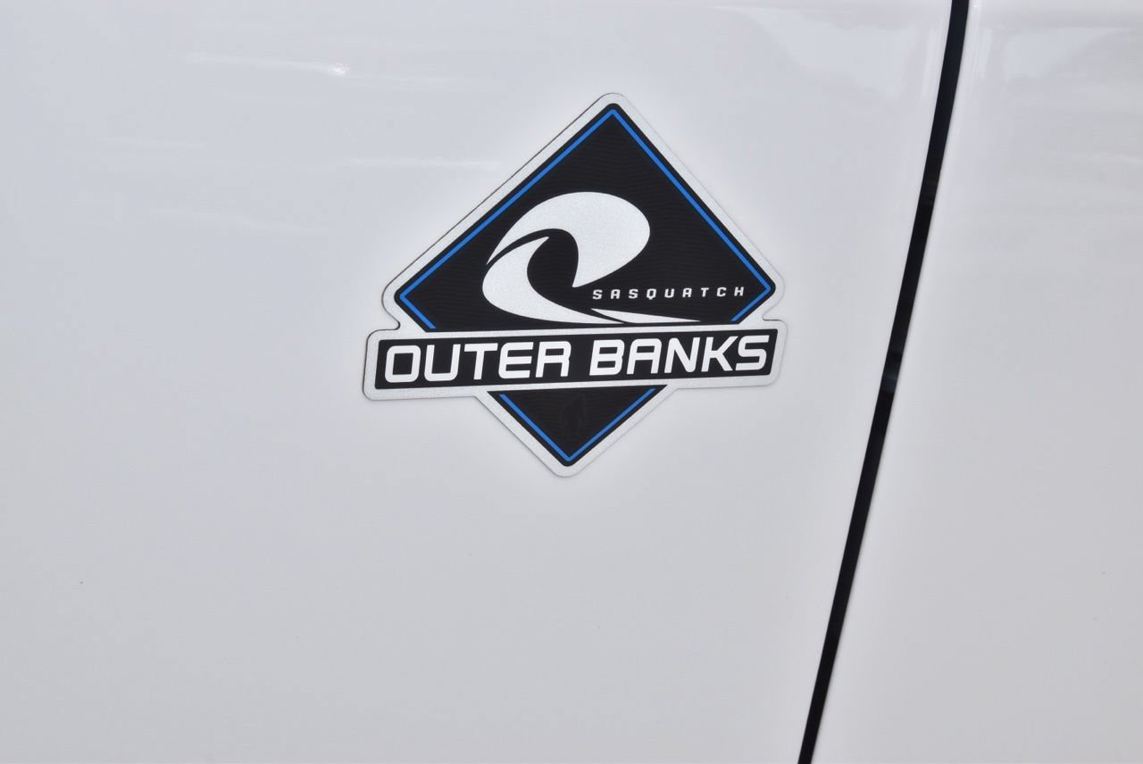 Certified 2023 Ford Bronco Outer Banks w/ Sasquatch Package AWD/4WD image 48