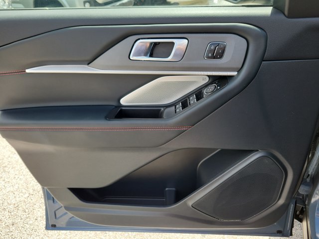 Certified 2025 Ford Explorer ST w/ Sun And Sound Package RWD image 21