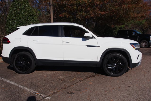 Used 2022 Volkswagen Atlas Cross Sport SE image 8