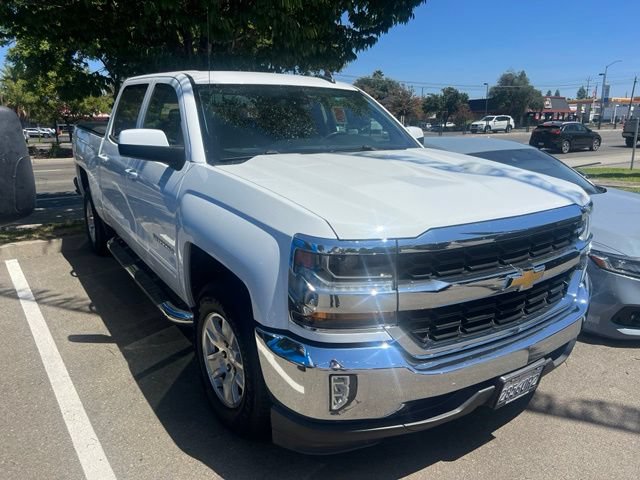 Used 2018 Chevrolet Silverado 1500 LT w/ LT Eassist Package RWD image 3