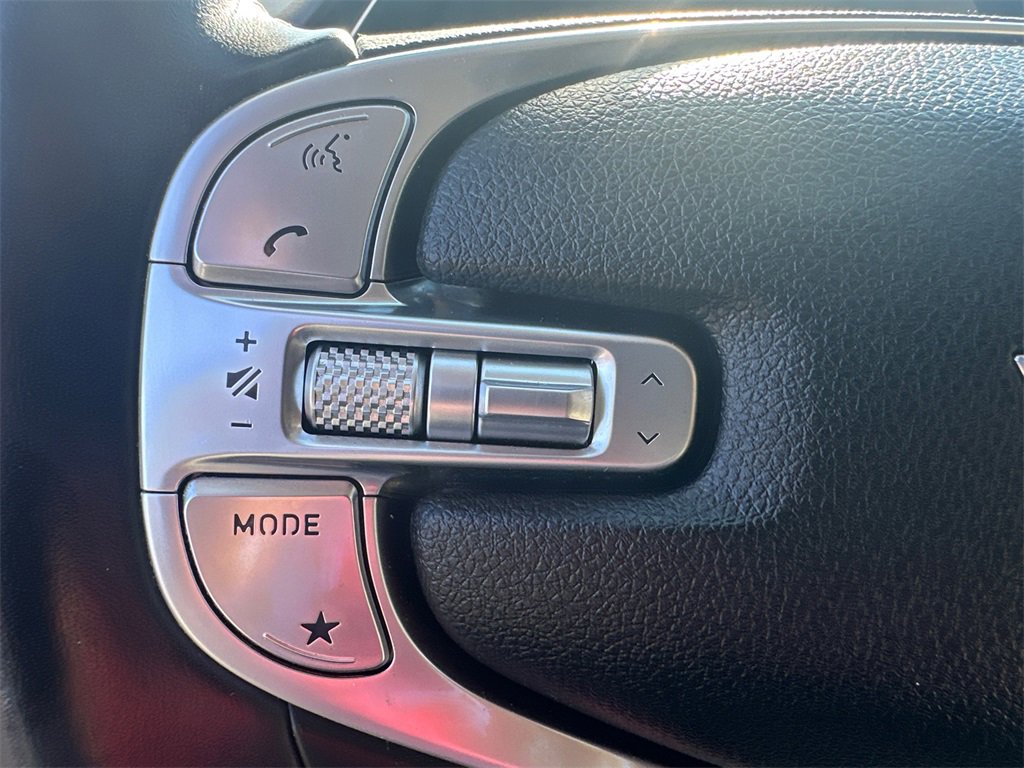 Used 2022 Genesis GV70 2.5T w/ Select Package image 25