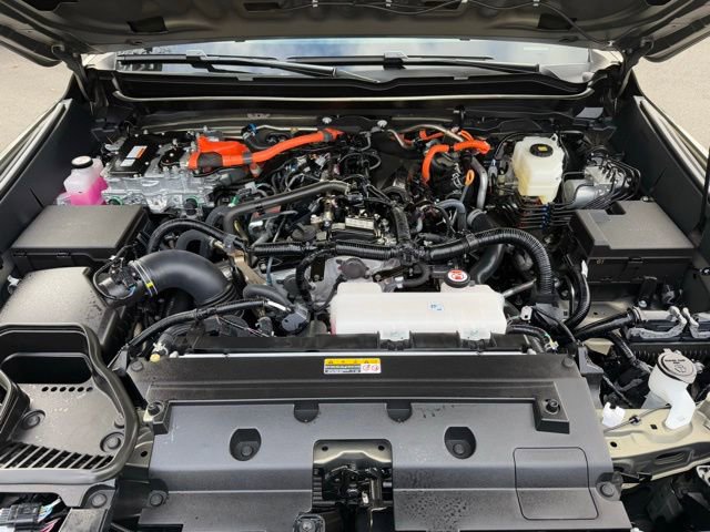 Used 2025 Toyota Tacoma 4x4 Double Cab Hybrid image 12