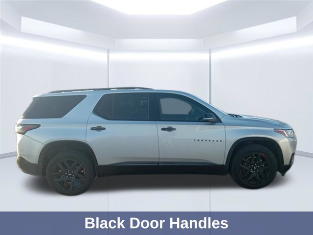 Used 2021 Chevrolet Traverse Premier w/ Redline Edition FWD image 13