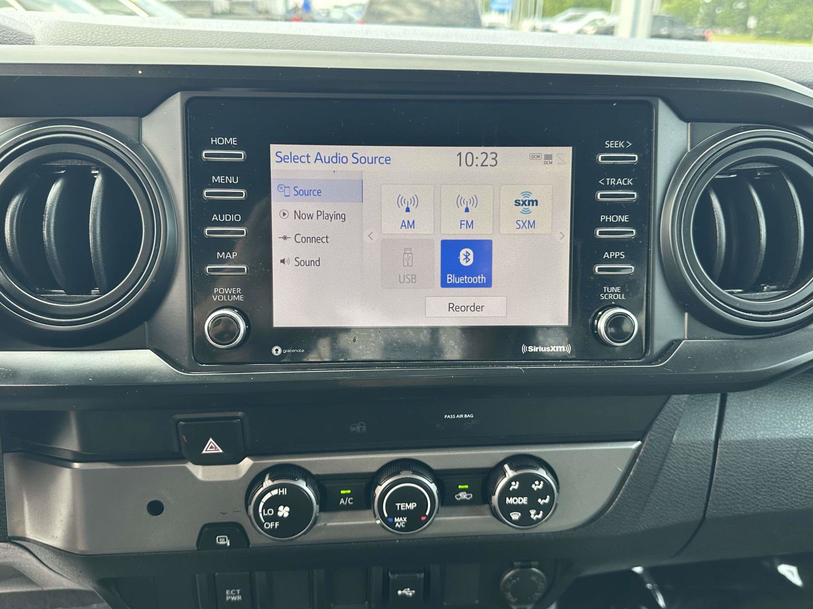 Used 2020 Toyota Tacoma SR w/ SR Convenience Package RWD image 9