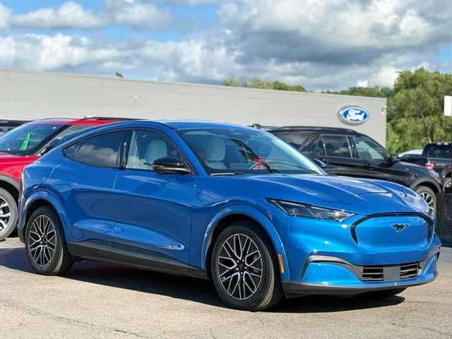 Certified 2025 Ford Mustang Mach-E Premium AWD/4WD image 37