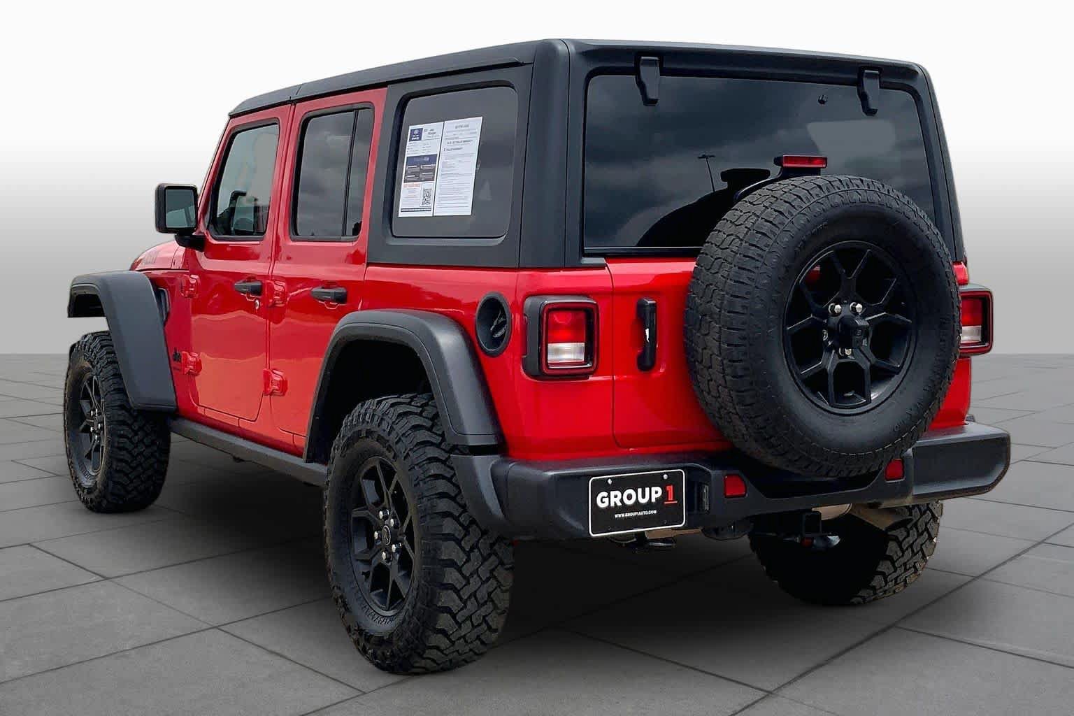 Used 2025 Jeep Wrangler Unlimited Sport AWD/4WD image 12