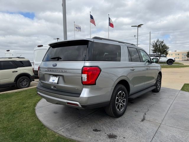 Certified 2024 Ford Expedition Max XLT image 3
