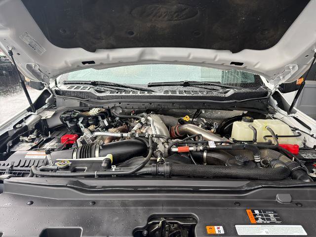 Certified 2024 Ford F350 Platinum image 5