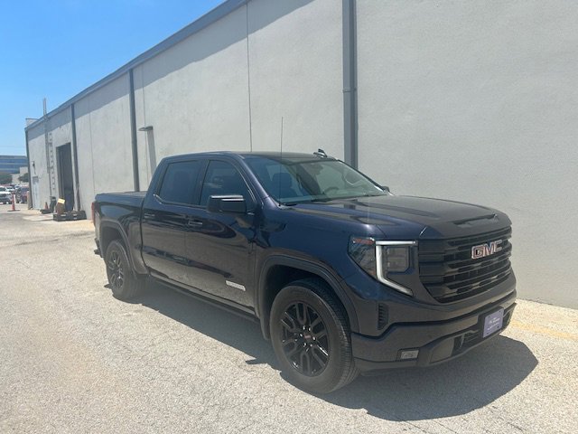 Used 2024 GMC Sierra 1500 Elevation RWD image 2