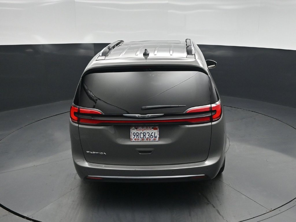 Used 2024 Chrysler Pacifica Pinnacle FWD image 33