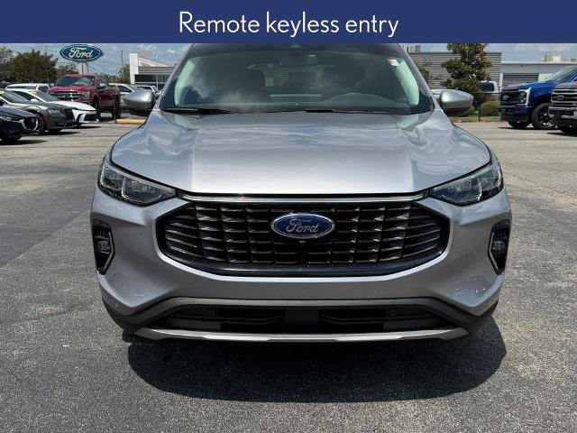 Certified 2023 Ford Escape Platinum AWD/4WD image 7