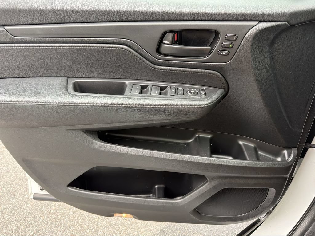 Used 2021 Honda Odyssey EX-L image 21