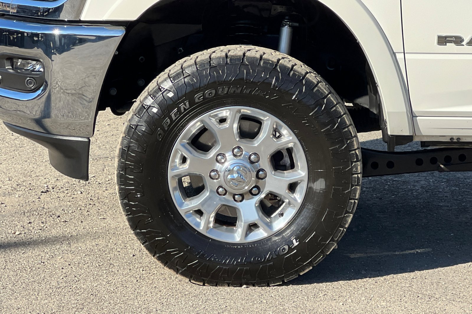 Used 2022 RAM 2500 Laramie AWD/4WD image 28