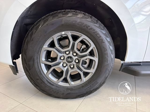 Certified 2025 Ford Expedition Active AWD/4WD image 32