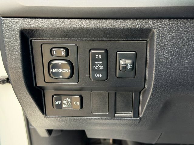Used 2017 Toyota Tundra SR RWD image 25