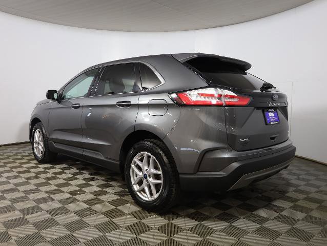 Certified 2024 Ford Edge SEL w/ Convenience Package image 2