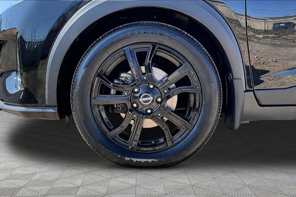 Used 2023 Nissan Kicks SV image 11