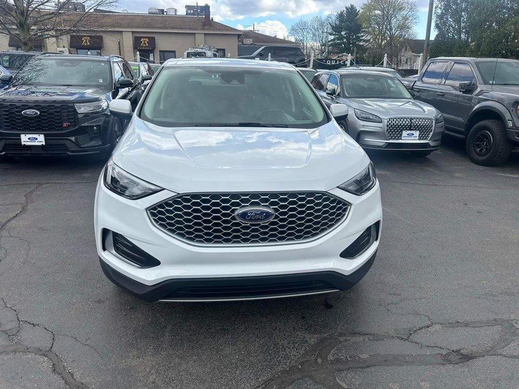 Certified 2024 Ford Edge SEL AWD/4WD image 2