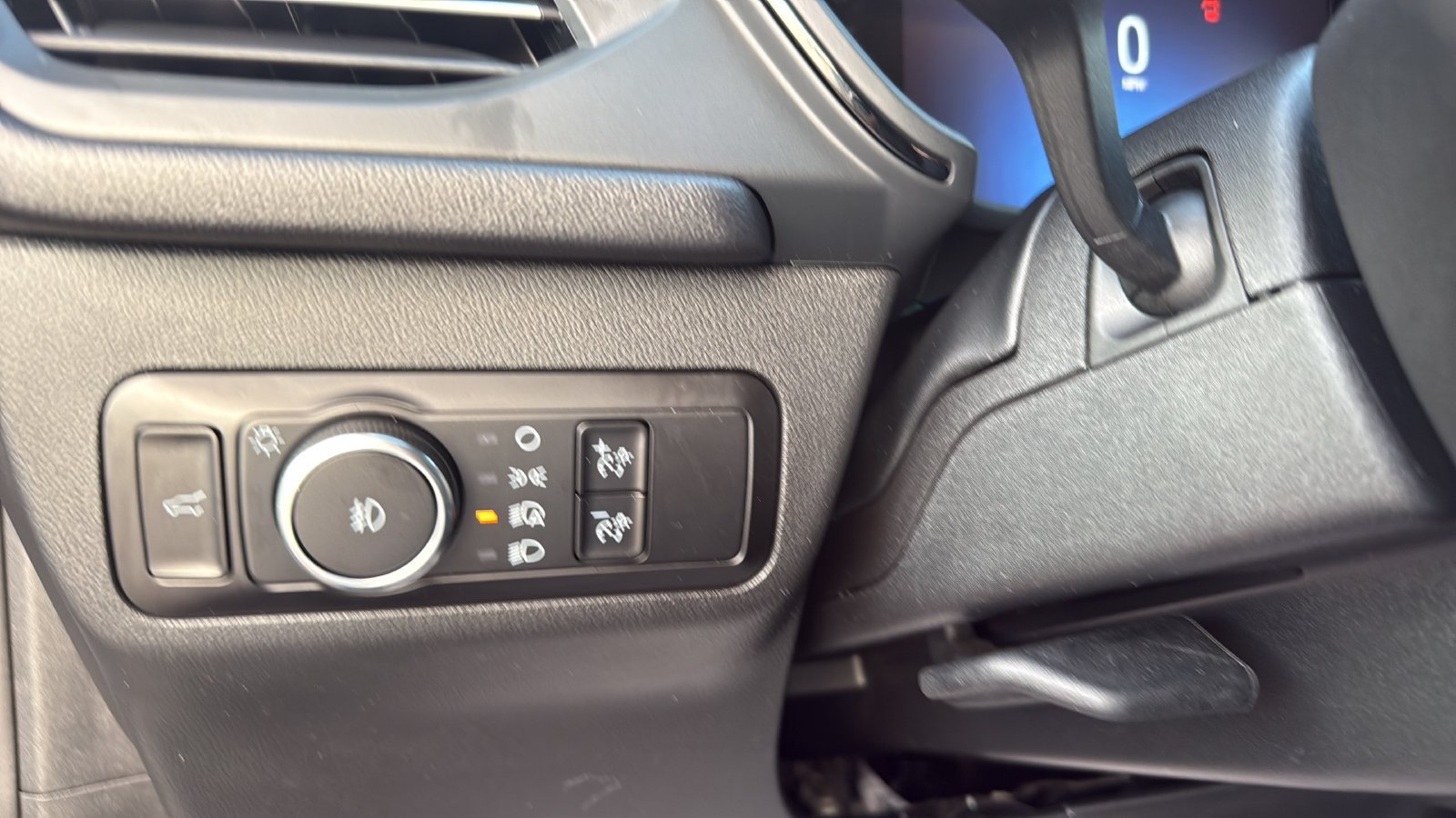 Certified 2025 Ford Escape ST-Line Select AWD/4WD image 17