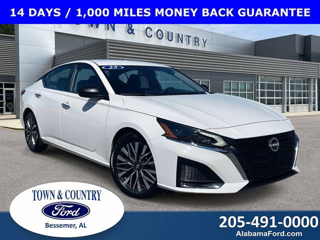 Used 2025 Nissan Altima 2.5 SV image 8