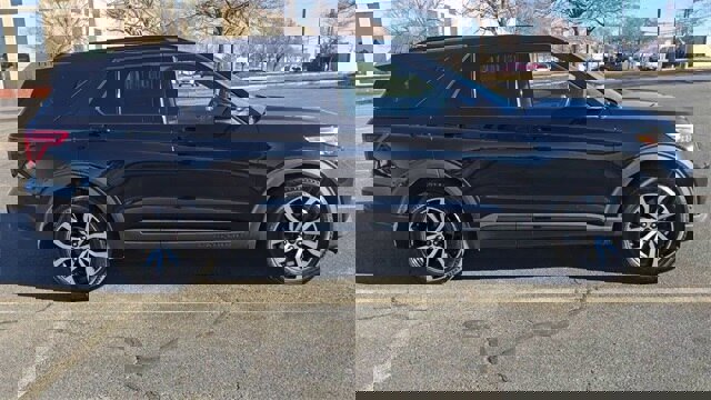 Certified 2020 Ford Explorer ST w/ Premium Technology Package image 2