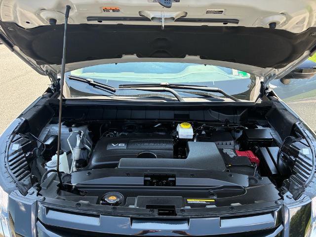 Used 2022 Nissan Pathfinder SL w/ SL Black Package image 34