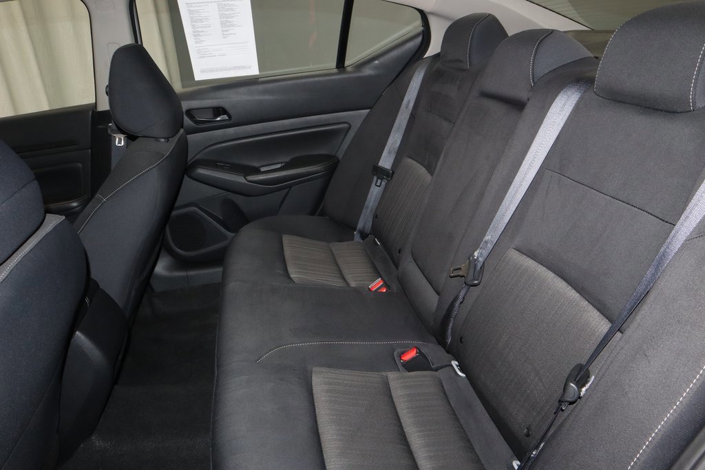 Used 2024 Nissan Altima 2.5 SV image 21