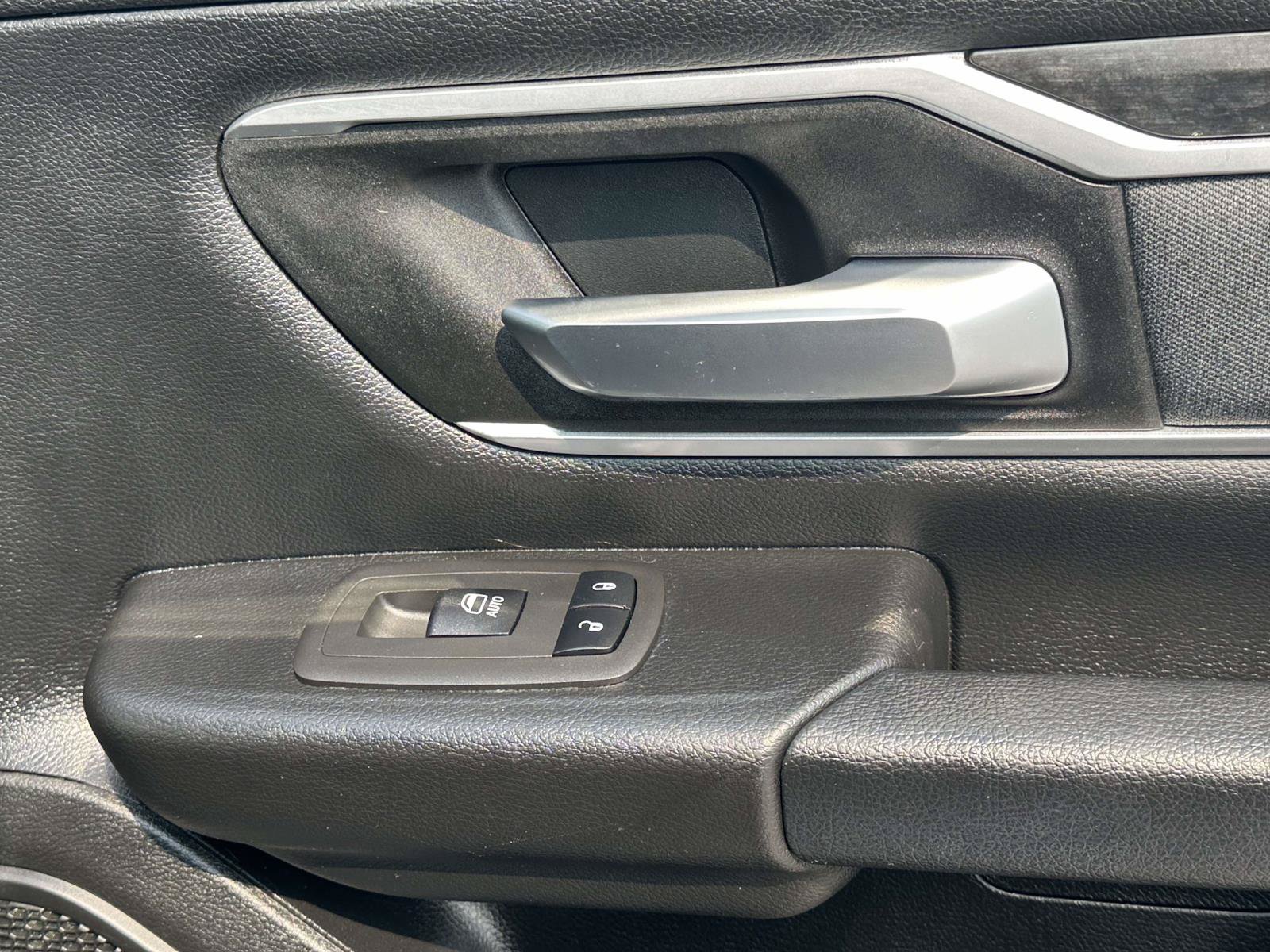Used 2022 RAM 1500 Big Horn AWD/4WD image 24