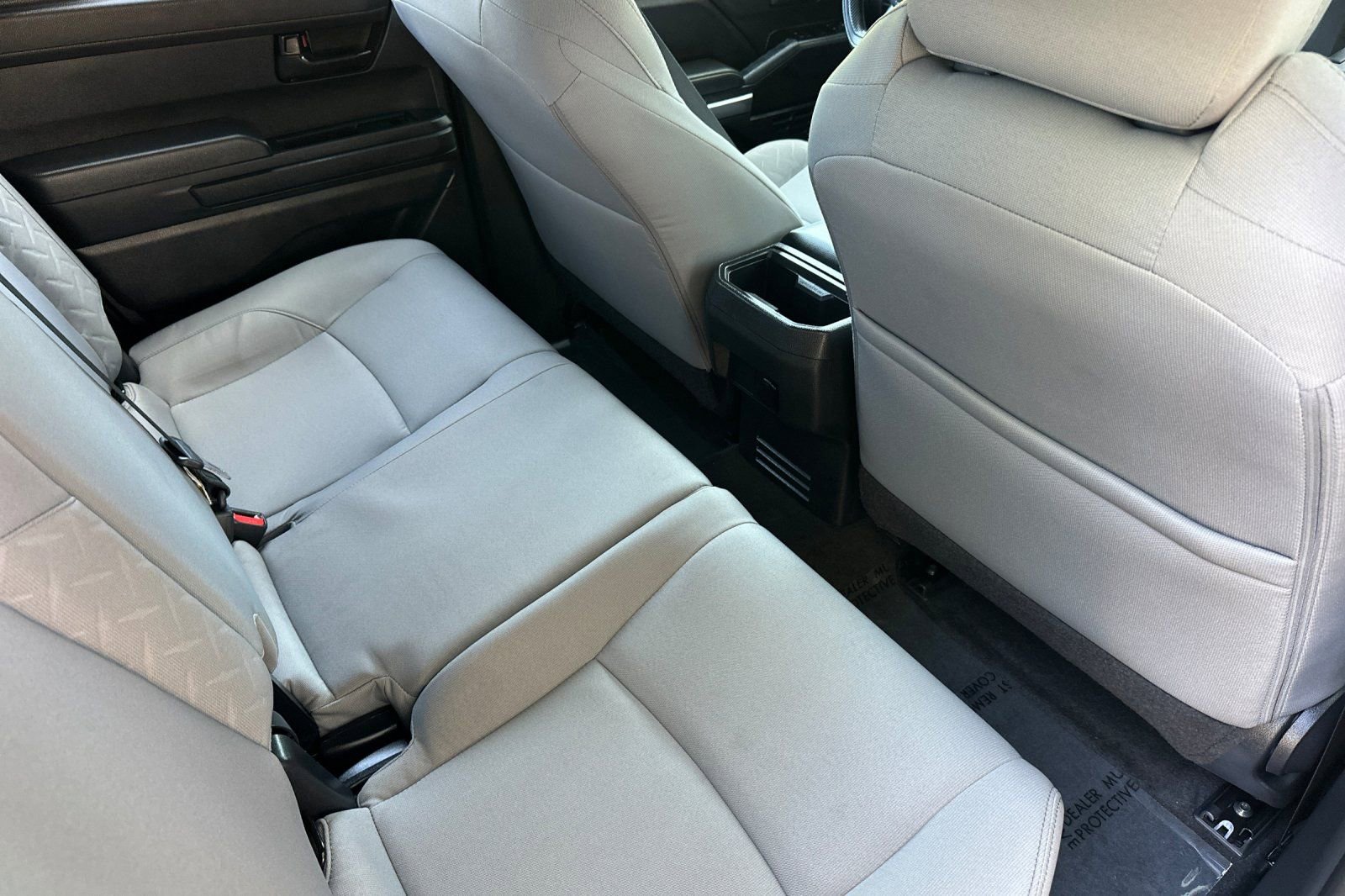 Used 2025 Toyota Tacoma SR5 AWD/4WD image 17