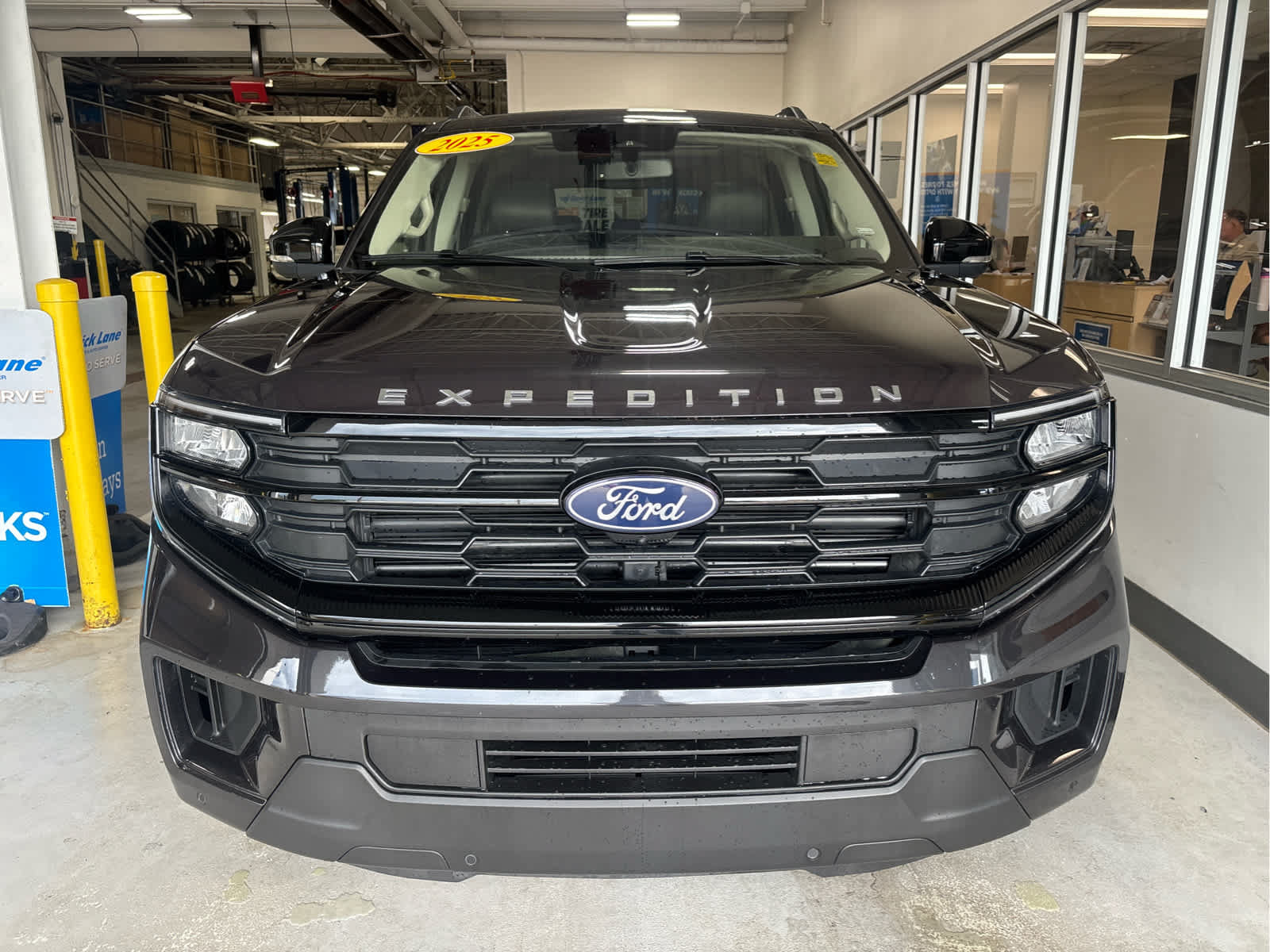 Certified 2025 Ford Expedition Max Active AWD/4WD image 6