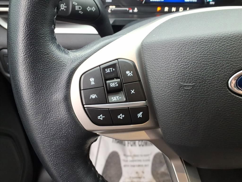 Certified 2022 Ford Explorer XLT w/ Equipment Group 202A image 20