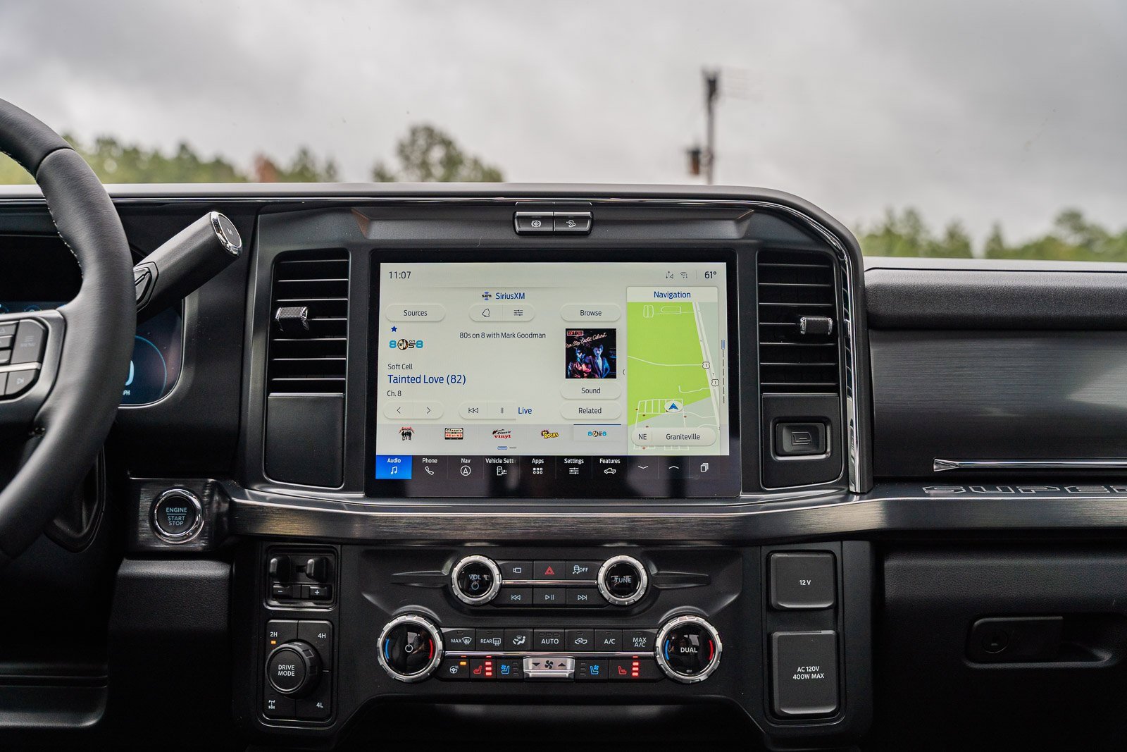 Certified 2025 Ford F250 Lariat w/ Black Appearance Package image 36