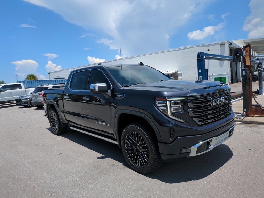 Used 2022 GMC Sierra 1500 Denali Ultimate AWD/4WD image 2
