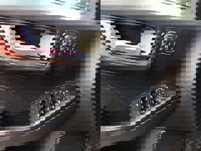 Certified 2022 Ford Escape Titanium image 22