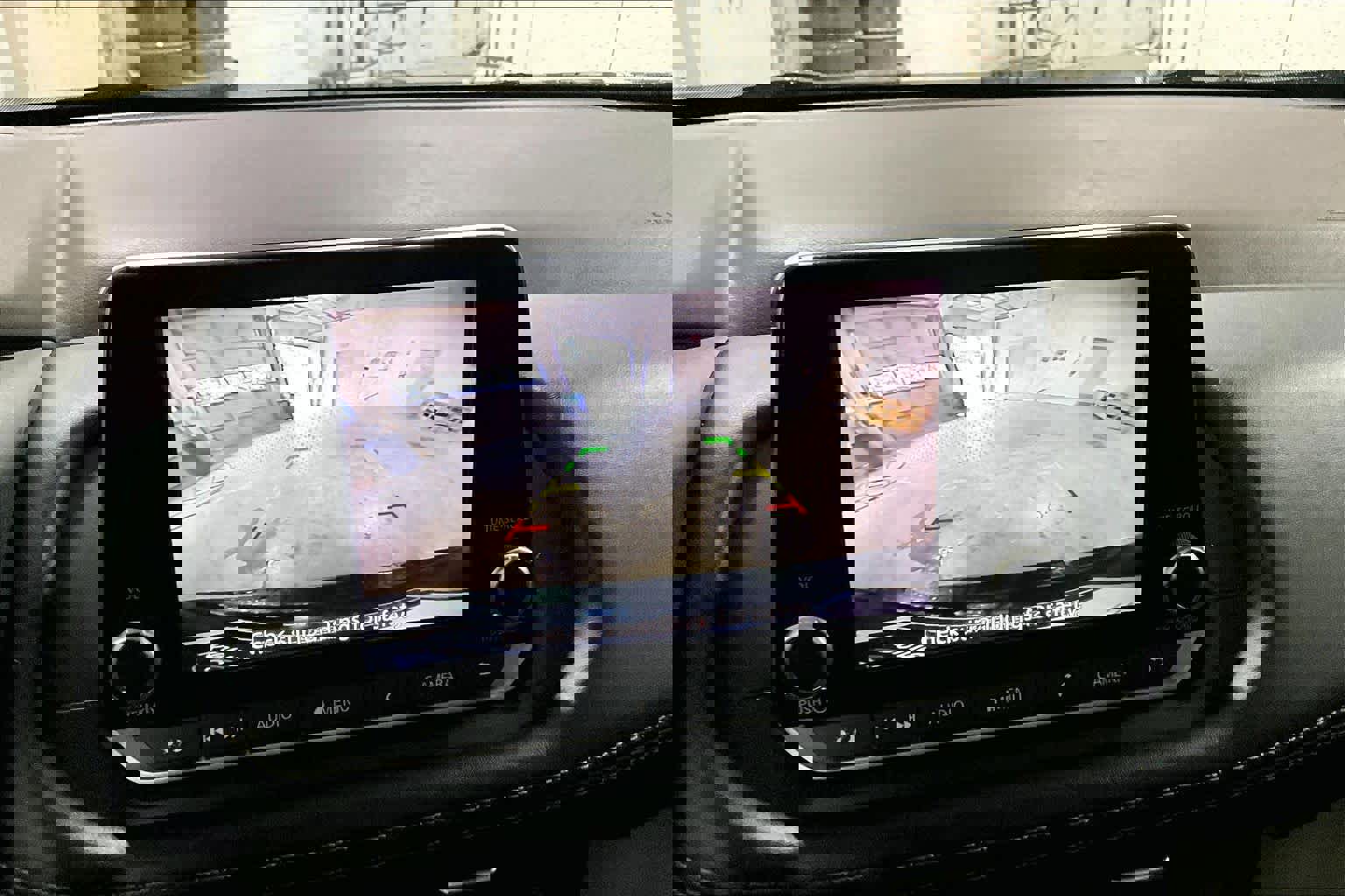 Used 2023 Nissan Rogue SV image 28