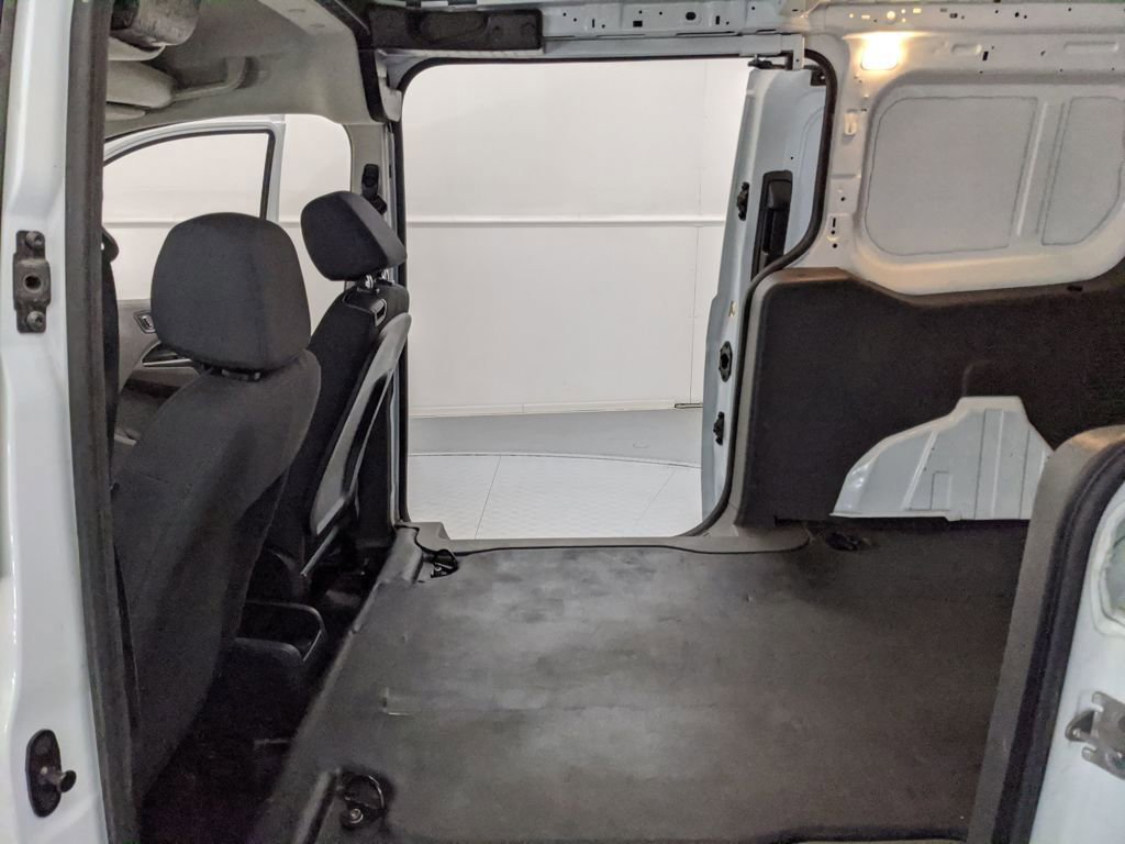 Certified 2020 Ford Transit Connect XL image 16