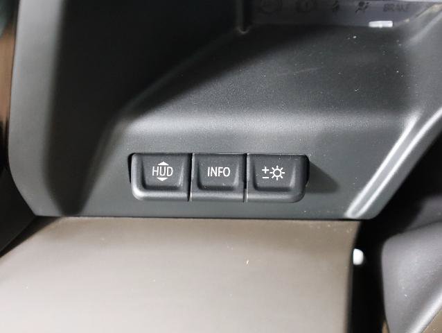 Used 2024 GMC Sierra 1500 Denali w/ Denali Reserve Package AWD/4WD image 32