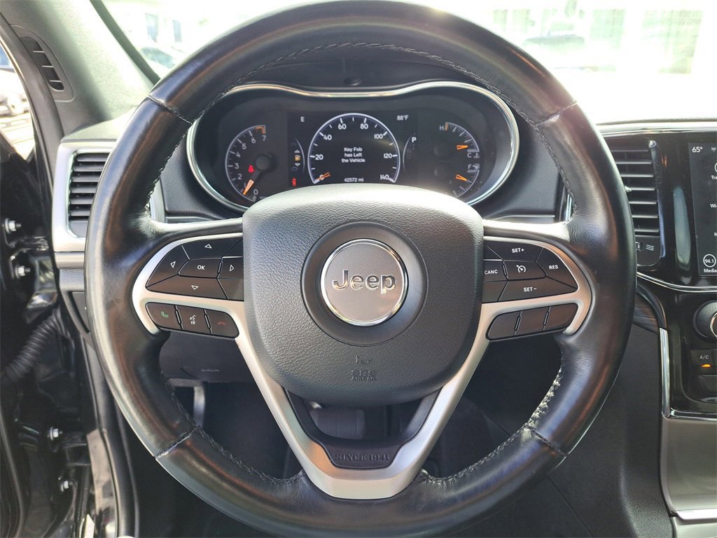 Used 2022 Jeep Grand Cherokee Laredo E w/ Security & Convenience Group image 15